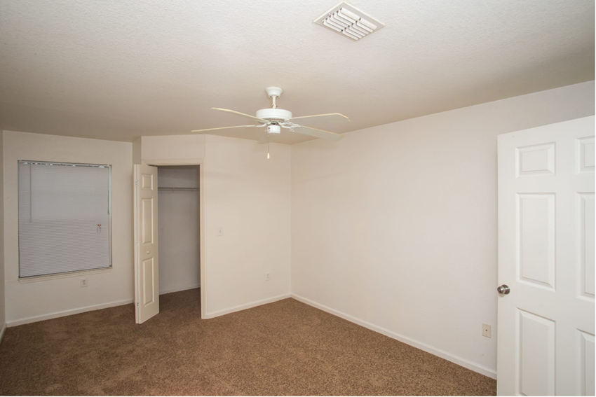 The Pines At Warrington Apartments, 4101 W Navy Blvd, Pensacola, FL